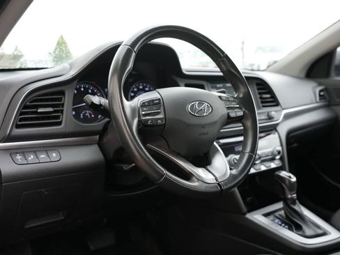 Used 2019 Hyundai Elantra Value Edition w/ Cargo Package FWD image 16