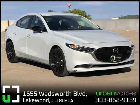 Used 2024 MAZDA MAZDA3 s FWD image 1