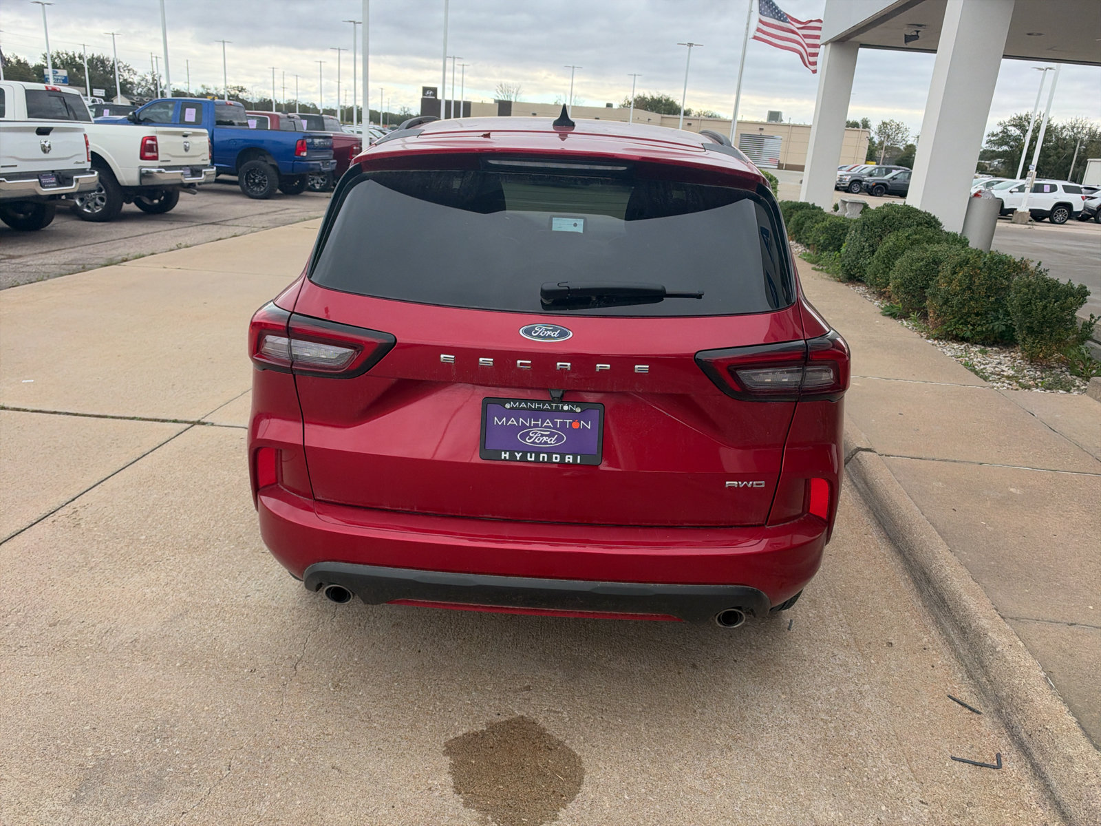 Used 2024 Ford Escape ST-Line AWD/4WD image 7