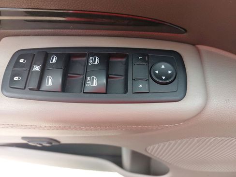 Used 2013 Dodge Durango Crew RWD image 30