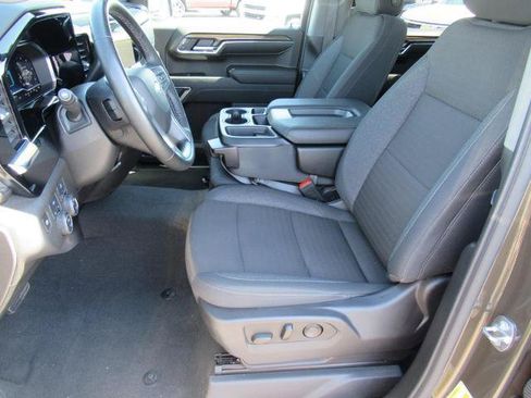 Certified 2024 Chevrolet Silverado 1500 LT AWD/4WD image 16