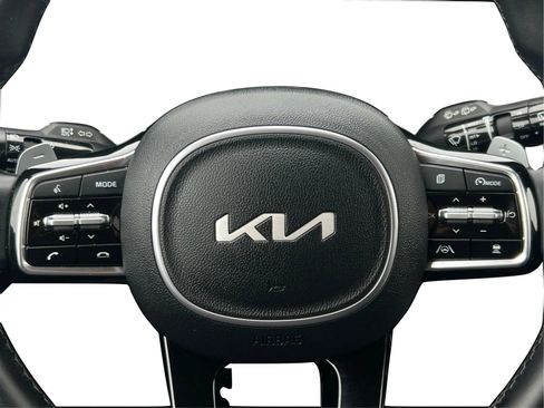 Used 2024 Kia Sorento EX AWD/4WD image 16