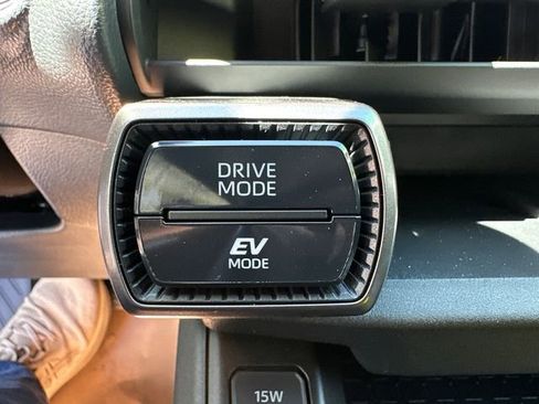New 2026 Toyota RAV4 LE AWD/4WD image 32