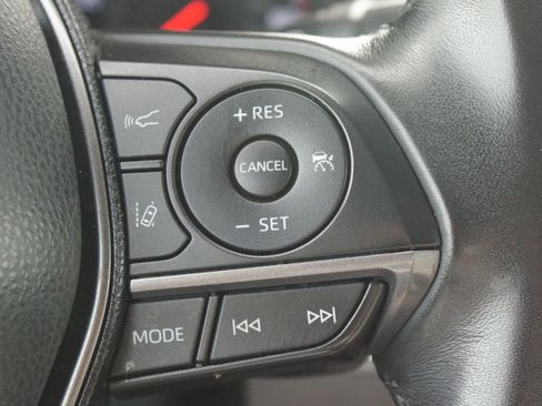 Used 2023 Toyota Camry XSE image 10