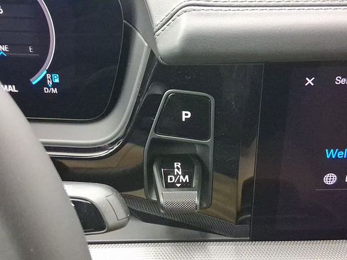 New 2026 Porsche Cayenne Coupe image 21