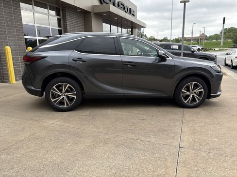 Used 2024 Lexus RX 350h w/ Cold Area Package AWD/4WD image 19