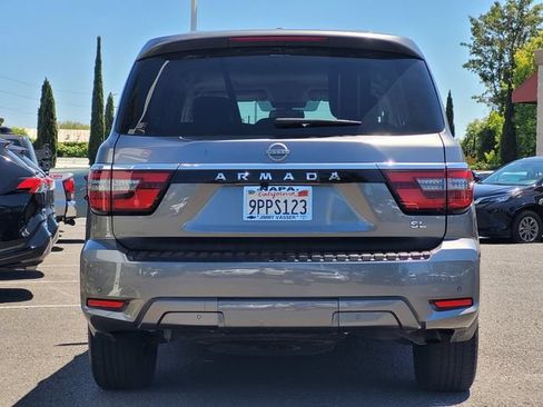 Used 2022 Nissan Armada SL w/ Captain's Chairs Package RWD image 7
