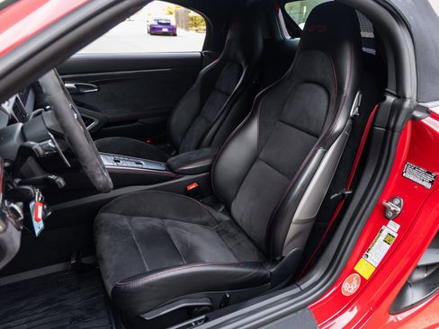 Certified 2019 Porsche 718 Boxster GTS image 5