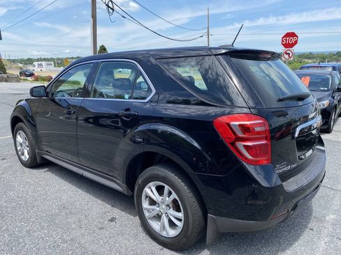 Used 2017 Chevrolet Equinox LS AWD/4WD image 8