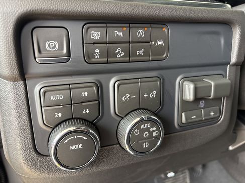 New 2026 Chevrolet Tahoe RST w/ Comfort Package AWD/4WD image 15