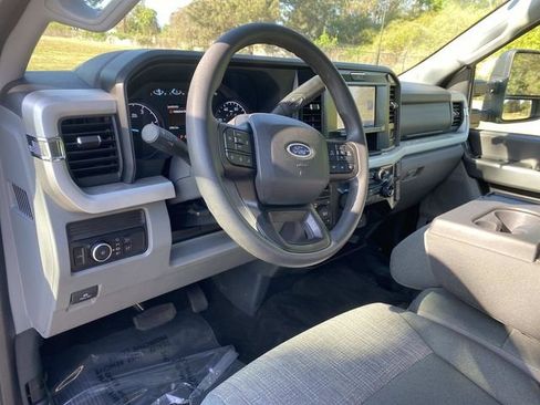 Used 2025 Ford F250 XLT image 21