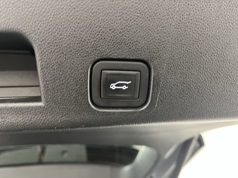 Certified 2025 Buick Enclave Sport Touring w/ Super Cruise Package image 34