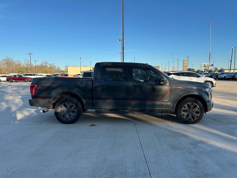 Used 2016 Ford F150 Lariat w/ Equipment Group 502A Luxury image 4