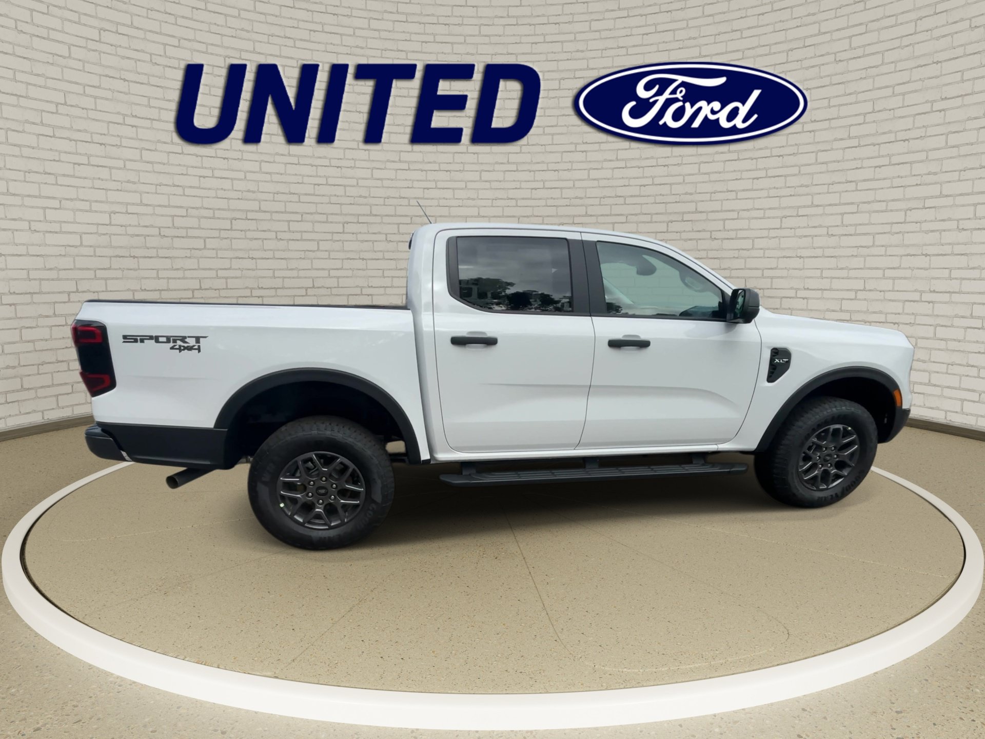 New 2026 Ford Ranger XLT w/ Technology Package AWD/4WD image 9