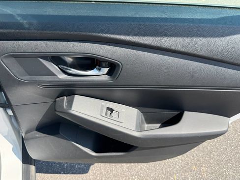 Used 2023 Honda Accord LX image 31