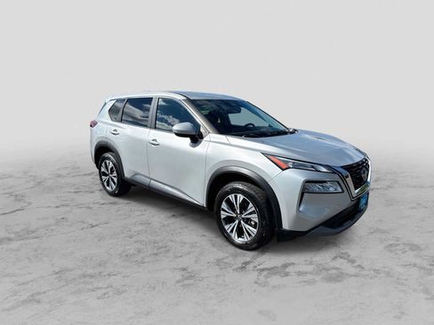 Used 2023 Nissan Rogue SV AWD/4WD image 2