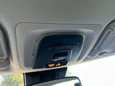 Used 2024 Toyota Corolla LE FWD image 27