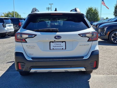 Used 2022 Subaru Outback Limited image 9