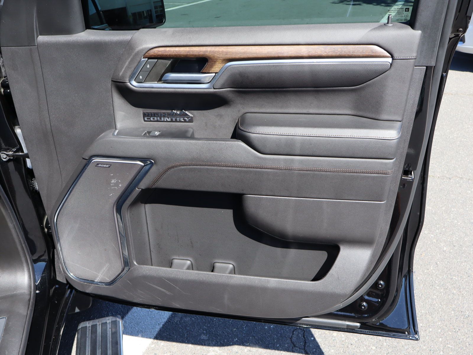 Used 2023 Chevrolet Silverado 1500 High Country w/ Technology Package AWD/4WD image 38