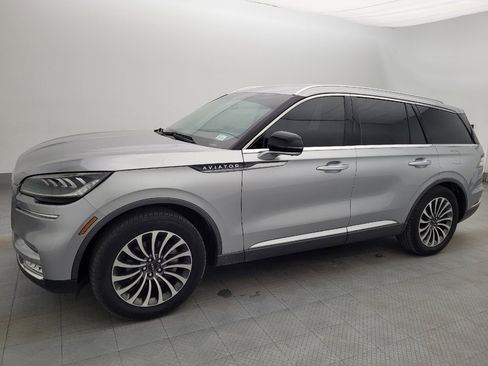 Used 2020 Lincoln Aviator Reserve w/ Elements Package Plus image 2