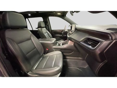 Used 2021 Chevrolet Tahoe Z71 w/ Rear Media and Nav Package AWD/4WD image 19