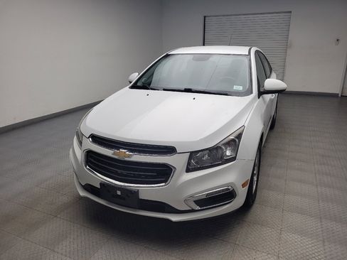 Used 2016 Chevrolet Cruze LT FWD image 15
