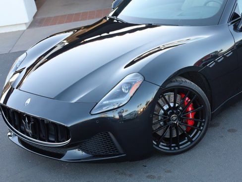 Used 2024 Maserati GranTurismo Modena image 6