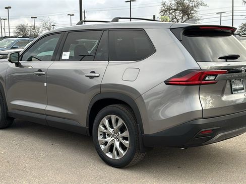 New 2026 Toyota Grand Highlander Limited image 6