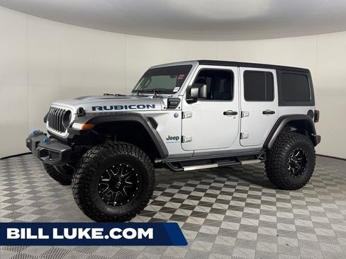 Used 2024 Jeep Wrangler Unlimited Rubicon 4xe w/ Technology Group AWD/4WD image 1