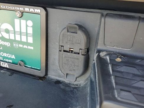 Certified 2022 RAM 1500 Laramie image 10