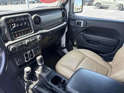 Used 2022 Jeep Wrangler Unlimited Sport AWD/4WD image 11
