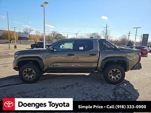 New 2025 Toyota Tacoma Trailhunter image 8