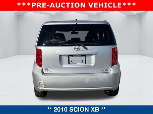 Used 2010 Scion xB image 5