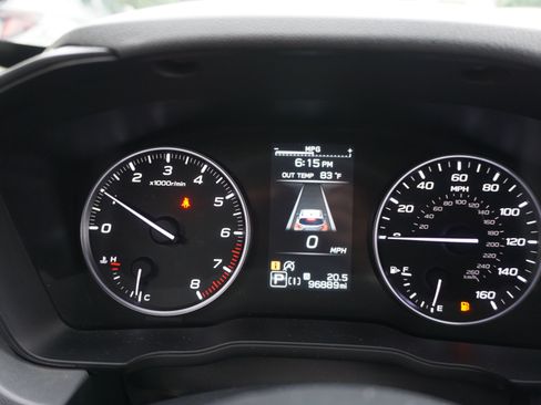 Used 2024 Subaru Crosstrek 2.0i Premium AWD/4WD image 9