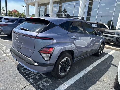 Used 2024 Hyundai Kona SEL image 4