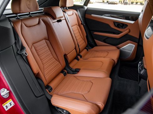 Used 2026 Lamborghini Urus SE image 41