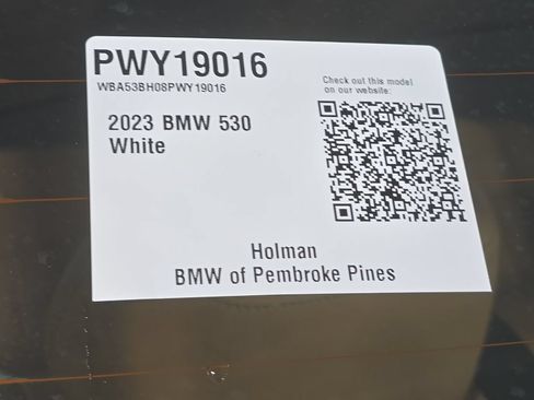 Used 2023 BMW 530i w/ Convenience Package RWD image 21