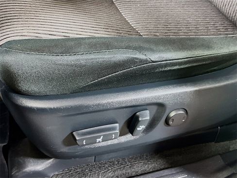 Certified 2024 Toyota 4Runner TRD Off-Road image 18