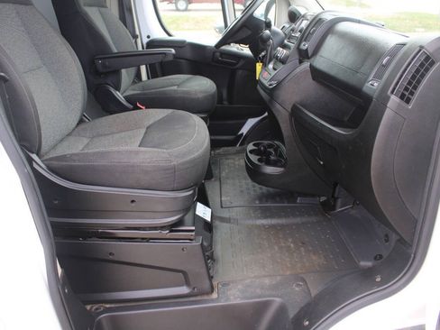 Used 2018 RAM ProMaster 2500 FWD image 8