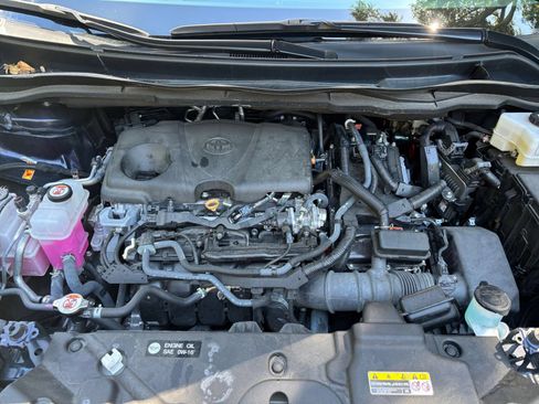 Used 2025 Toyota Sienna XLE FWD image 35