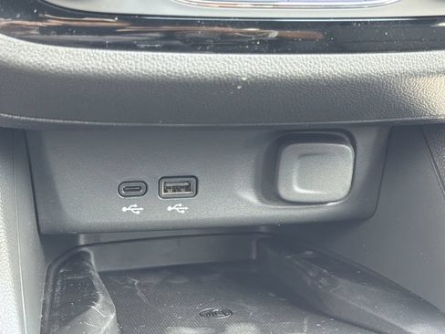 New 2026 Buick Envista Sport Touring w/ Convenience I Package FWD image 7