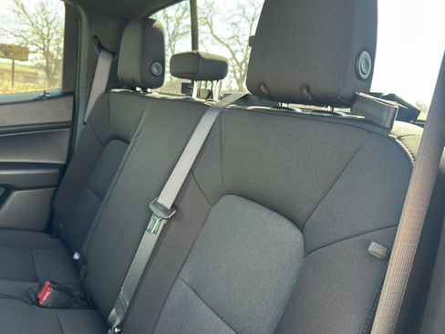 Used 2024 Chevrolet Colorado Trail Boss w/ Technology Package image 19