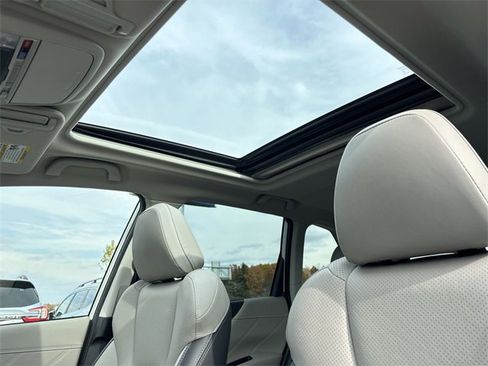 Used 2021 Subaru Forester Limited w/ Popular Package #3 image 27