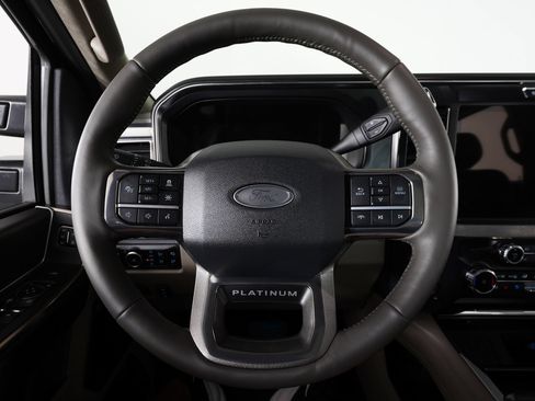 Used 2026 Ford F250 Platinum w/ Platinum Plus Package AWD/4WD image 19