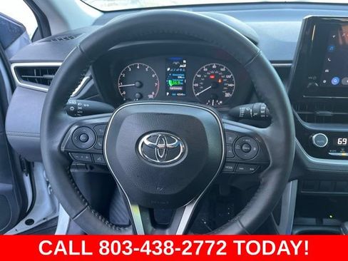Used 2024 Toyota Corolla Cross LE FWD image 16