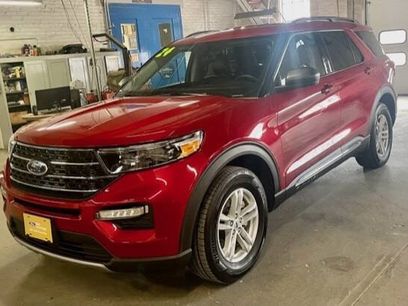Certified 2024 Ford Explorer XLT w/ Equipment Group 202A