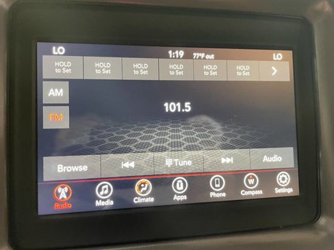 Used 2019 Dodge Challenger SXT w/ Blacktop Package image 25