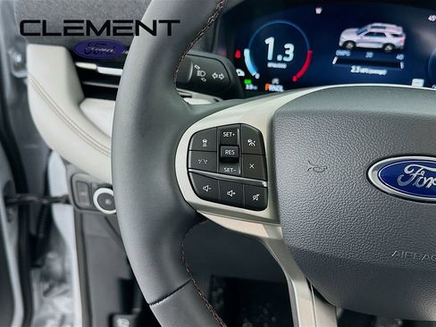 New 2026 Ford Explorer Active w/ Active Comfort Package image 15