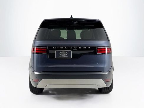 Used 2024 Land Rover Discovery S AWD/4WD image 4