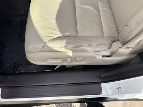 Used 2012 Honda CR-V EX-L image 18